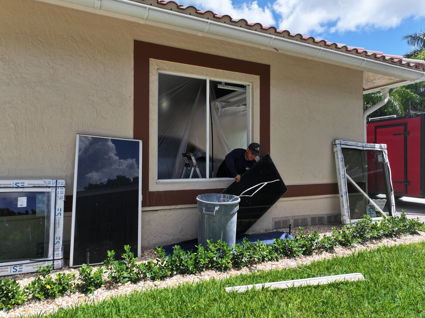 Best Roofing Materials for Florida: Shingles vs Tile vs Metal